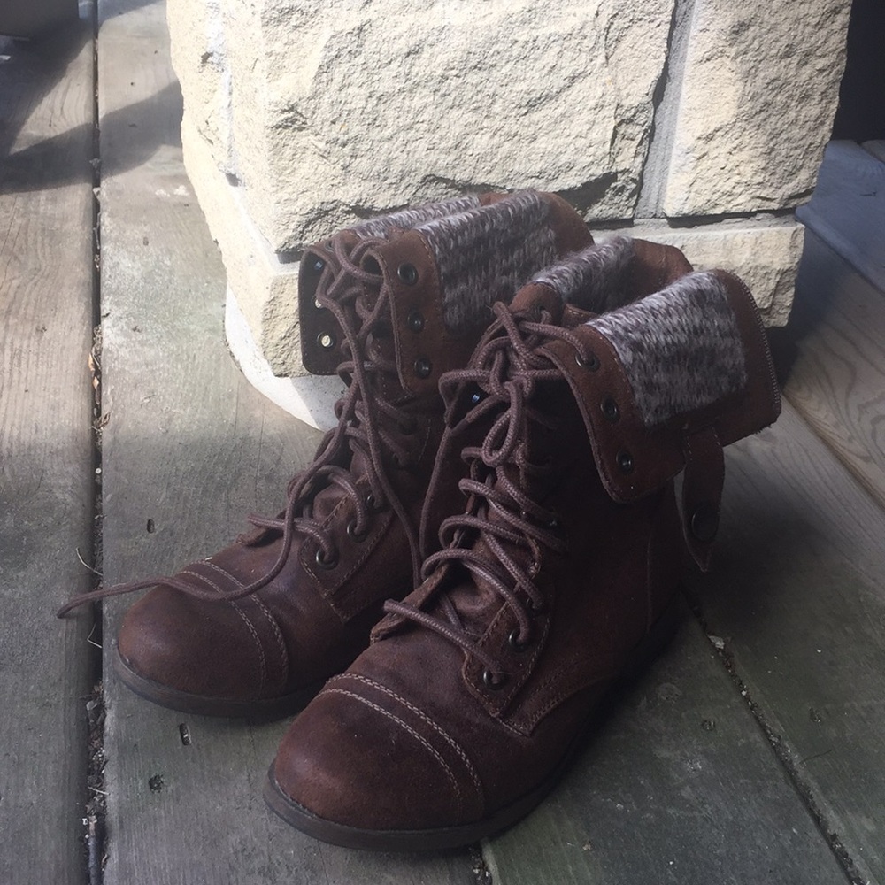 Dark Brown Boots with knit material on inside